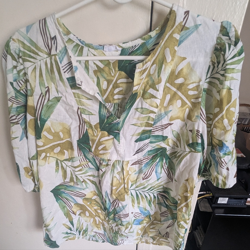 Sigrid Olsen White and Green Relaxed Short Sleeve Blouse